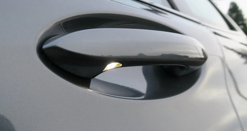 BMW Seria 3 cena 122800 przebieg: 119000, rok produkcji 2020 z Tyszowce małe 781